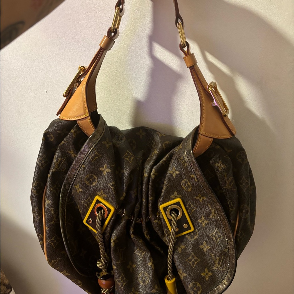 Louis Vuitton Brown Monogram Women's Hobo Bag